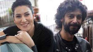 İclal aydın, gönlünü kendisi gibi oyuncu erdinç gülener'e kaptırdı. Iclal Aydin In Sevgilisi Universite Arkadasi Yeni Ask Magazin Gundeminde