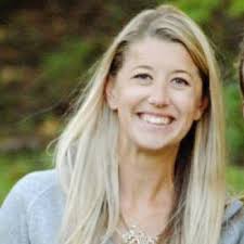 Kate Meyer (@thegirlnexdoor1)