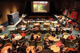 America S 7 Best Movie Theaters For Food Lovers Dinner Movie Theater Kissimmee Orlando Florida Restaurant Travel