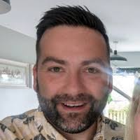 500+ "Gash" profiles