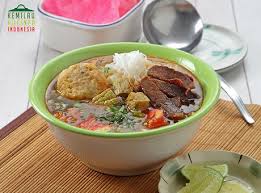 Simpan ke bagian favorit tersimpan di bagian favorit. Enjoy The Delicacy Of Soto Padang Popular Menu Of West Sumatra Kitchenesia