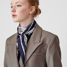 매장정품 DAKS 닥스 DCSC5E351N2[SILK100%]네이비 체크플라워 마름모 실크스카프 725680