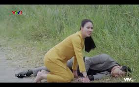 Cô sụp đổ khi thấy cảnh minh (lương thu trang) hôn kiên (hồng đăng) cũng như biết được việc kiên lợi dụng mình cũng như vào cao dược. T10icktugz9jjm