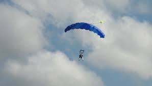 Un je ne sais quoi. Tomber Des Nues Francais Authentique