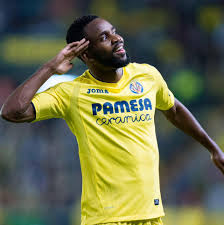 Il se trouve dans la ville de guangzhou. Cedric Bakambu Facebook