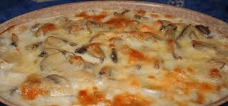 Ingredients 12 Noix De St Jacques 450 G De Poisson Blanc Lieu Merlan 2 Poireaux 300 G De Champignons Gratin De La Mer Gratin De Fruits Gratin De Poisson