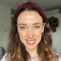 Corinna Gray's Instagram, Twitter & Facebook