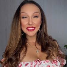 Jade Rendon's Instagram, Twitter & Facebook