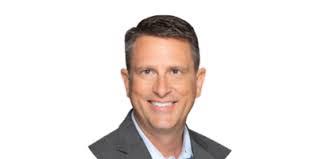 Darren Stroud's Instagram, Twitter & Facebook