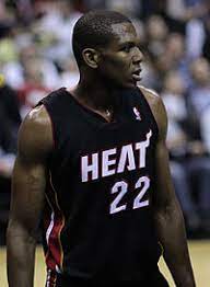 With the packers, he helped them win super bowl xlv over the pittsburgh steelers. James Jones Basketball Born 1980 Wikipedia