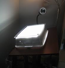 60 homemade light table drawing turn a broken laptop screen into a. 14 Diys To Make A Light Box Guide Patterns
