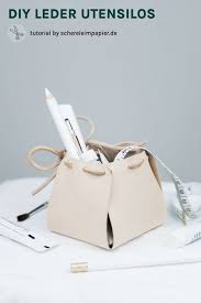 Stilvoll Verstaut Diy Leder Utensilos Pflanztopfe Basteln Diy Leder Brieftasche Leder