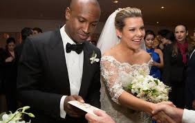 Eles já estavam separados de corpos há bastante tempo, mas preferiram não divulgar isso antes. Fernanda Souza Fala Sobre Boatos De Crise No Casamento Com Thiaguinho Dou Risada Jornal Correio