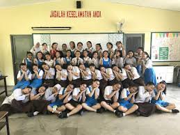Francis ortaokulu, kota kinabalu ( malayca : Interact Club Of St Francis Convent