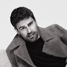 theo james army (@TheojamsArmy)