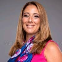 Tara Burgess's Instagram, Twitter & Facebook