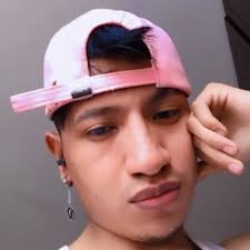 Late Hala (@LateHala)