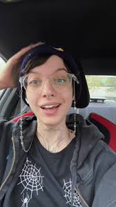 Apoyo a la comunidad pagana: Artículo de Manny Moreno