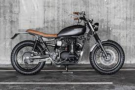 Most Of You Can Jump Onto Craigslist Or Ebay Rock Up To A Darkened Car Park Meet A Stranger And Take Home A Project Bike Of Your C Moto Guzzi Honda
