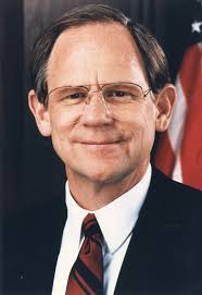 Former Gov. Mike Castle dies at 86