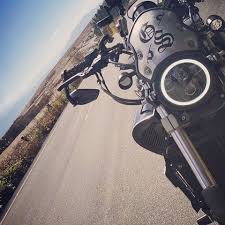 長野ツーリング 自分maxを mignon20ami さんからの 自分のバイクのお気に入り角度バトン を提出です フォロワーの方たちに勝手にタグ付けすいません よかったら受けてやってください そしてmiyamoさんとの走りの余韻に浸る夜 vmax ツーリング