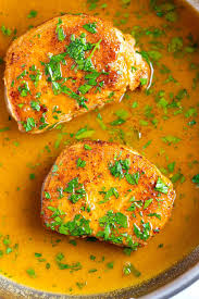 The Best Juicy Skillet Pork Chops
