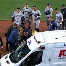 Prayers up for Oswaldo Cabrera, who appeared to seriously hurt his left ankle coming into score in the 9th inning tonight. Really hope this isn't as bad as it looks.