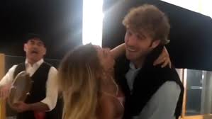 I parioli stessi, così, sono un rito di passaggio per i nativi del quartiere, . Clizia Incorvaia E Paolo Ciavarro Prima Notte Bollente E Stato Pazzesco