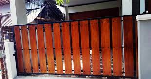 Galeri pagar minimalis dengan model yang unik dan indah untuk melengkapi desain rumah anda, selain itu pembuatan pagar minimalis, pagar kayu, pagar stainless di bogor 0812 8993 2417. 44 Pagar Minimalis Lisplang