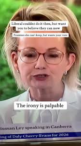 J C Francis 🇦🇺🇵🇸 (@j.c.francis)