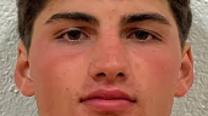 Football roundup: Kirtland QB Jake LaVerde breaks wrist in blowout win over  Fairview