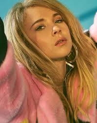 The film was both written and directed by gregg araki, and was released in 2010. Juno Temple