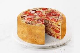 A Canadian Pizza Chain Has Created A Pizza Cake A Glorious Layered Pizza Monstrosity Pizzatorte Pizza Kuchen Rezepte