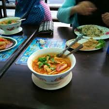 Sejak sejak berumahtangga ni encik somi selalu request untuk makan di rumah. Phuket Tomyam 9 Tips