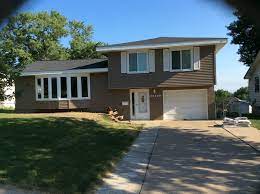 The mcknight's of plattsmouth selected rugged canyon structure siding as their base color. Rugged Canyon Color Siding White Trim And Malarkey Black Oak Shingles Siding Exteriors Home Housing Mala Siding Colors Exterior Siding Installing Siding