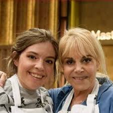 Esta Noche Es La Gran Gala De Masterchef Celebrity Argentina Asi Llegan Claudia Villafane Y Analia Franchin A La Final Misionesonline