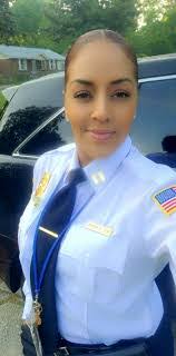 Vivian Dickson's Instagram, Twitter & Facebook