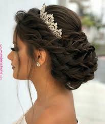 Sweet Quinceanera Hairstyles With Crown Hairstyle Quinceanera Hairstyles Bridal Hair Updo Quince Hair In 2020 Quince Hairstyles Crown Hairstyles Bridal Hair Updo