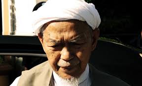 Timbalan menteri besar kelantan, datuk mohd amar nik abdullah menggesa orang ramai berhenti mengaitkan namanya dengan. Tok Guru Nik Aziz Guardian Of The Progressive Generation Aliran