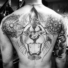 Man Full Back Big Lion Tattoo Erkek Sirt Kaplama Aslan Dovmesi Geometrik Dovmeler Aslan Dovmesi Dovme Tasarimlari