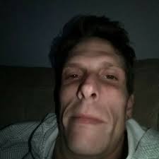 Listen to playlists featuring Aller au Top feat. Ale Dee by GEES online for  free