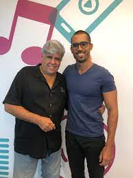 Em maio de 2021, em entrevista ao jornal o globo, falou sobre os desafios de interpretar walter casagrande e sidney magal nos cinemas. Filho Gato De Sidney Magal Vai Se Casar Em Breve Revista Glamour Celebridades