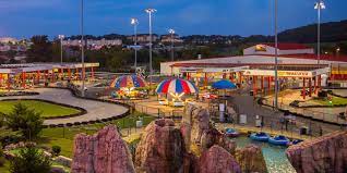 Why do our guests love us so much? Nascar Speedpark Smoky Mountains é¢†è‹±