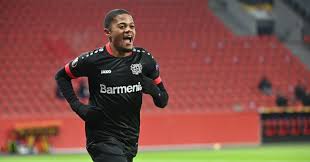 Robert lewandowski scored twice as bayern munich came from behind to beat bayer leverkusen and replace them at the top of the bundesliga. Watch Man Utd Target Leon Bailey Scores Brace In Bayer Leverkusen Win Planet Football