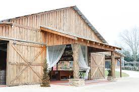 Fendley Farmstead By Harlow S Photography Film Light And Airy Canton Ga Wedding Photographer Georgia Wedding Venues Rustic Barn Wedding Farmstead