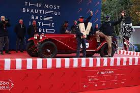 La corsa d'auto d'epoca più famosa al mondo. Mille Miglia 2021 Italien De