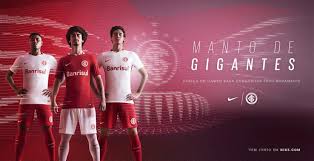 Los fanáticos del internacional de porto alegre se hicieron sentir en redes y no quieren más al 'depredador' en el club. Sc Internacional 2016 17 Trikots Veroffentlicht Nur Fussball