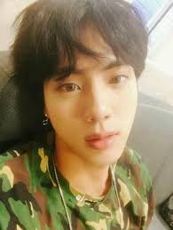 Taken on december 1, 2017. Kim Seokjin Kim Beitrage Facebook