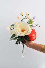 One of the most satisfying hobbies i've taken up this year is making paper flowers. Diy Crepe Paper Flower Sweet Pea Paper Flower Tutorial Paper Flowers Craft Paper Flower Bouquet