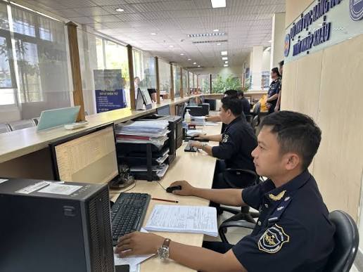 Mỹ siết kiểm tra hàng nhập khẩu